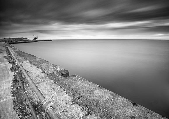 Sea b&w