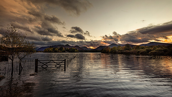 Sunset over Derwentwater16x9