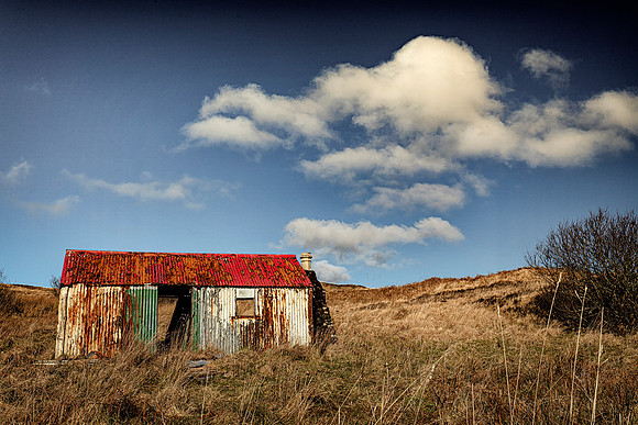 Red roof barn